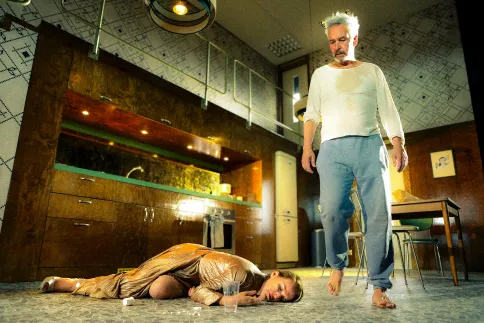 DER NAME - Birgit Unterweger, Thomas Dannemann