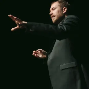 KRIEG UND FRIEDEN – Calle Fuhr