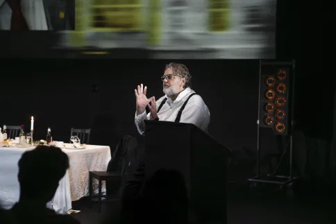 Andreas Beck trägt über das Potsdamer treffen vor