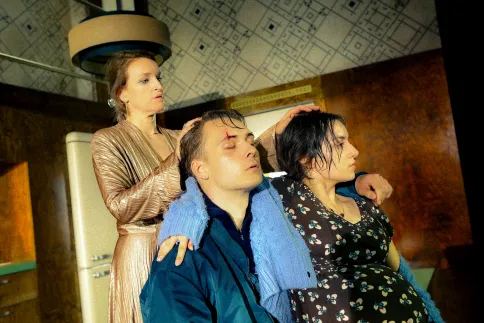 DER NAME - Birgit Unterweger, Jonas Dumke, Rebekka Biener
