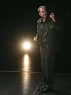 KRIEG UND FRIEDEN – Calle Fuhr