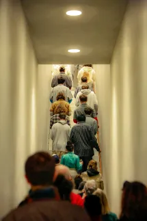 REQUIEM FÜR EINE MARODE BRÜCKE – Kolumba