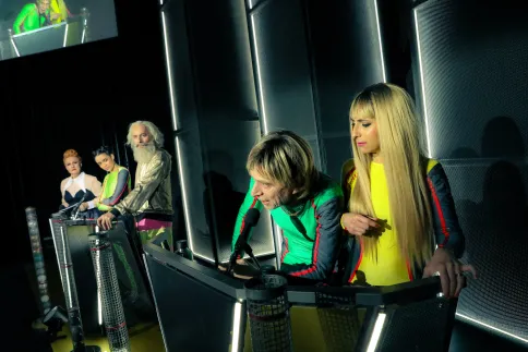 DU MUSST DICH ENTSCHEIDEN – Anke Zillich, Paula Carbonell Spörk, Christoph Schüchner, Uwe Schmieder, Hasti Molavian