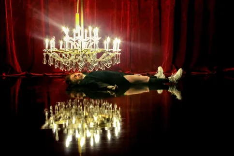 FRÄULEIN ELSE – Julia Riedler