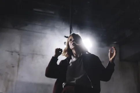 DAS LEIDEN ANDERER BETRACHTEN – Evi Kehrstephan