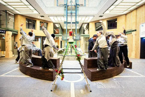 DOWNTOWN PARADISE – POLYLUX