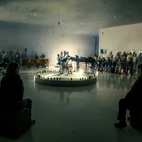 REQUIEM FÜR EINE MARODE BRÜCKE – Kolumba