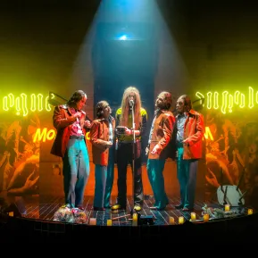 DIE WÖRTER SIND BÖSE – Nikolaus Benda, Birgit Unterweger, Nico Stallmann, Paul Grill und Uwe Schmieder