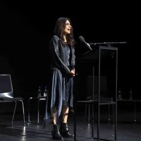 Nach dem Massaker im Iran – wie muss die Welt handeln? – Sarah Sandeh