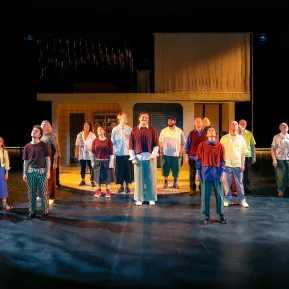 HUNDERT – Stadtensemble