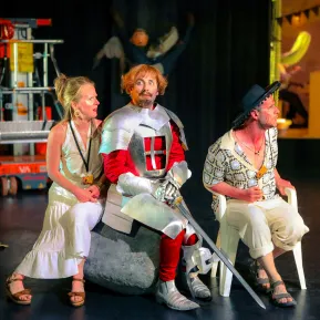 Qué Pasa En La Mancha – Julia Schubert, Bastian Reiber, Sebastian Grünewald