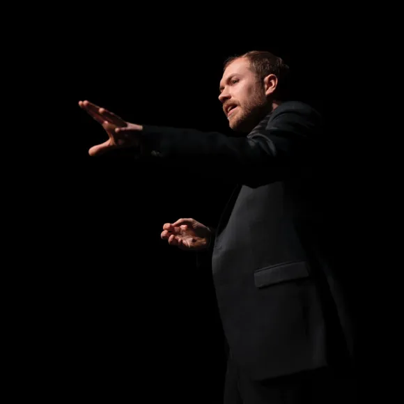 KRIEG UND FRIEDEN – Calle Fuhr